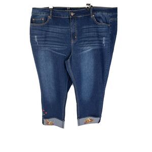 Avenue Blue Jeans High Rise Embroidery Flower Ankle roll cuff Plus Size 26
